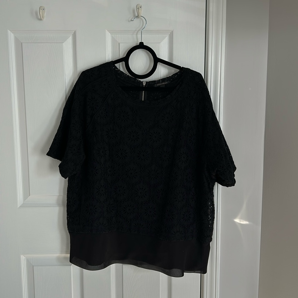 Banana Republic Black Lace s/s top Xl